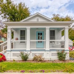 823 Sylvan