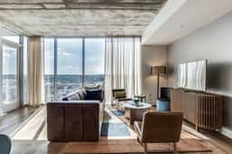 2 BR Lux Panoramic View | Rainey