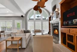 5BR Luxury Retreat near World Cup Stadium - Image 2