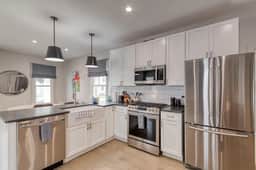 823 Sylvan