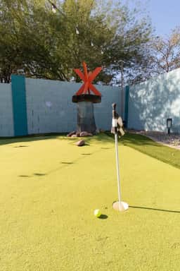 Ahwatukee Oasis, 4BR Pool, Putting Green
