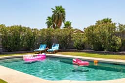 Arizona Daydream, getaway w/ pool & home theater - Image 2