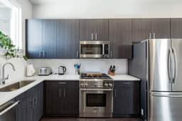 Capitol View Condos by One Fine Bnb - Paramount - Image 2