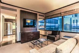 City Center! | Panoramic Corner Suite at Vdara
