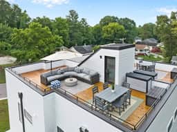 On Cloud Durham + 2BR w/ Rooftop Deck - Image 2