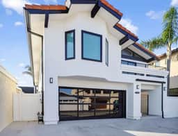 Outrigger Beach Retreat w/ Private Path & Firepit