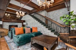 Sonoma Stonehouse, King room w/ Private Patio