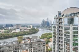 Studio + Views +Rooftop pool |Rainey St