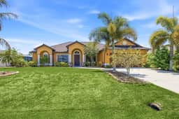 Canal Home w/ Private Dock & Heated Pool, Hot Tub - Image 5