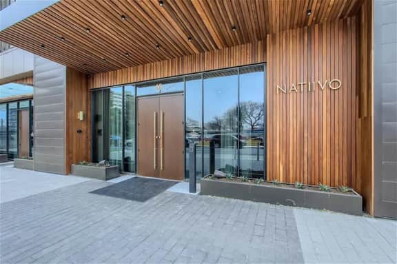 2BR + Luxury +Views +Rooftop pool in Austin - Image 2