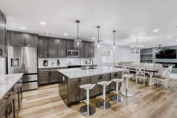 4BR Mesa Basecamp, Mins to Cubs Spring Training
