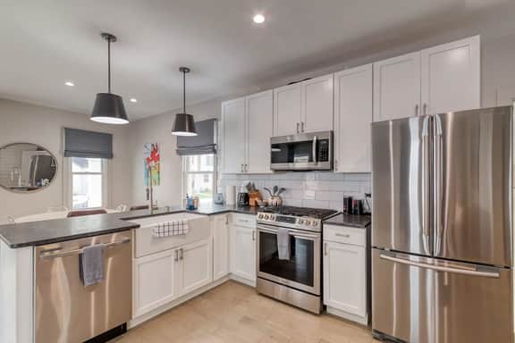 823 Sylvan