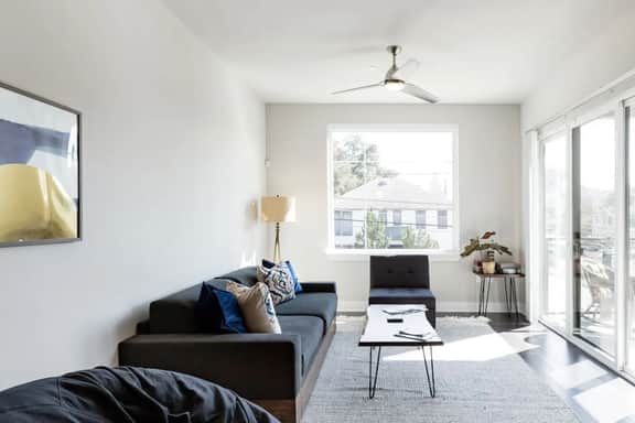Capitol View Condos by One Fine Bnb - Paramount