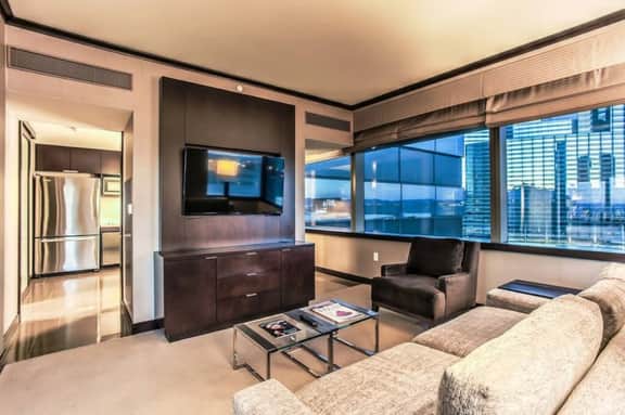 City Center! | Panoramic Corner Suite at Vdara
