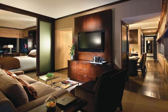 City Center! | Panoramic Corner Suite at Vdara