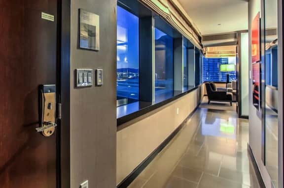 City Center! | Panoramic Corner Suite at Vdara
