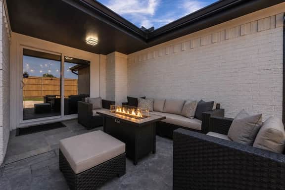 Epicenter Stay | 3BR Near Epic Waters & Topgolf