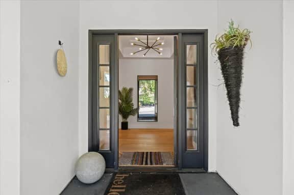 Oakland Hills Farmhouse Stunner + Game Room + A/C