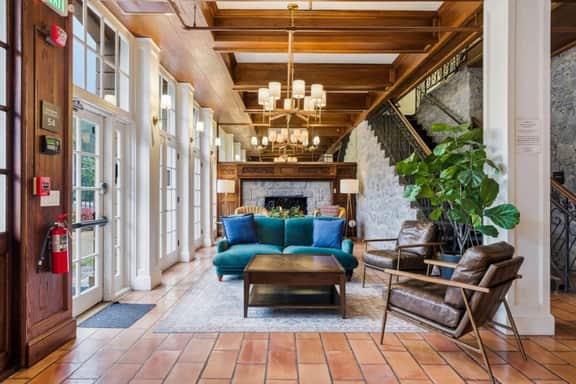 Sonoma Stonehouse Hotel, Wine Country Vibes