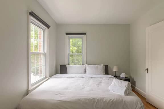 Stylish 4BR in Burns Park near Michigan Stadium