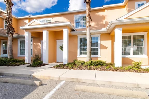 Mickeys Hideaway |Mins to Disney, Private Pool - Image 1