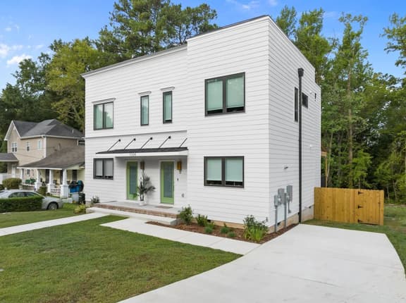 On Cloud Durham + 2BR w/ Rooftop Deck - Image 1